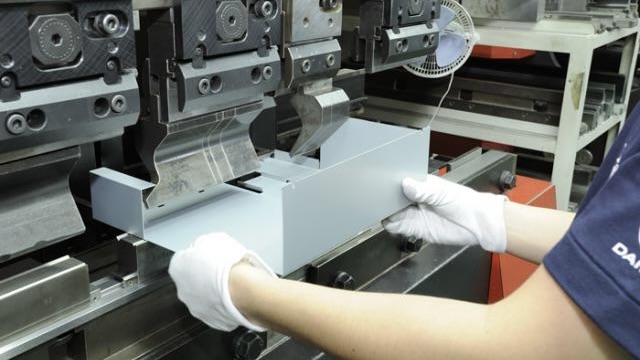 CHƯƠNG TRÌNH KANEKO MEGANE VẬN HÀNH MÁY GIA CÔNG TRUNG TÂM, MÁY KHẮC CN VÀ CÁC MÁY GIA CÔNG CHUYÊN DỤNG TẠI NHẬT BẢN