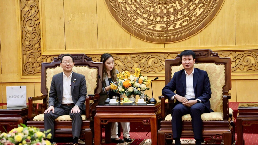 Ninh Bình: Lãnh đạo tỉnh làm việc với Tập đoàn Hải Phong Group và Công ty Kioxia Holdings